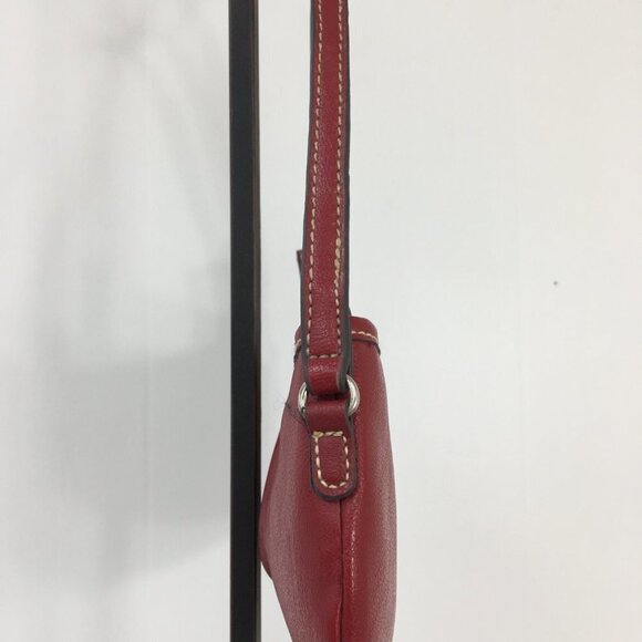 Liz Claiborne Vintage Mini Red Zipper Wristlet GREAT Condition - Picture 4 of 12